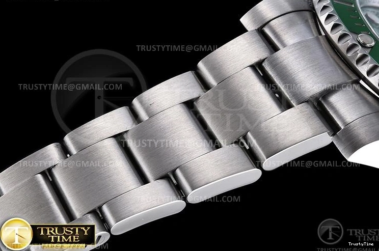 0412 Sustainable ROLSUB0288 – Submariner 116610LV 904L SS SS Green V2S ZZF SA 1039